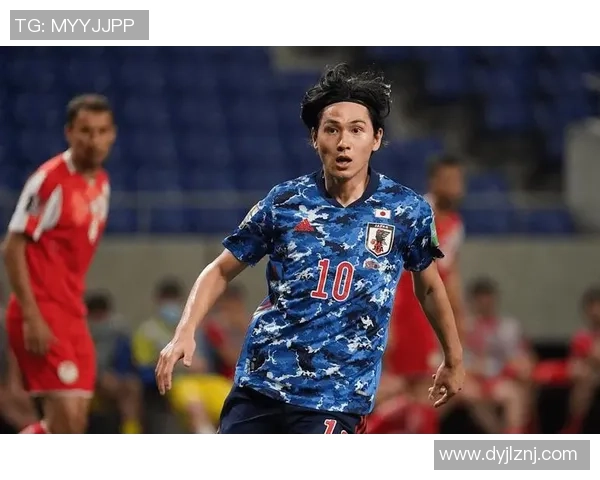 日本足球明星中谁的颜值最高引发热议你怎么看