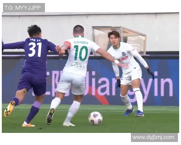 武汉羽毛球队在世锦赛积分榜上以71分稳居第一名展现强劲实力