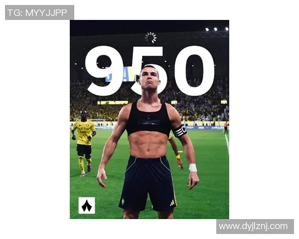 足球巨星C罗化身银发老人展现人生智慧与足球魅力的精彩瞬间 足球巨星C罗化身银发老人展现人生智慧与足球魅力的精彩瞬间